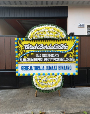 Papan Bunga Duka di Pijor Koling